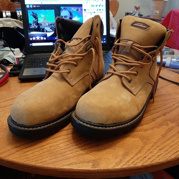 Man's shoos - Picture 8 of 8